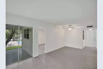 10193 N Military Trail #206, Palm Beach Gardens, FL 33410 - Photo 15