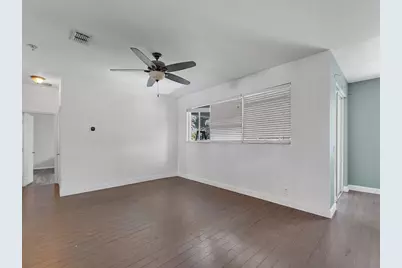 388 NW Placid Avenue, Port Saint Lucie, FL 34983 - Photo 5