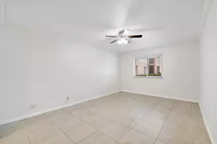 9777 Westview Dr, Coral Springs, FL 33076 - Photo 7