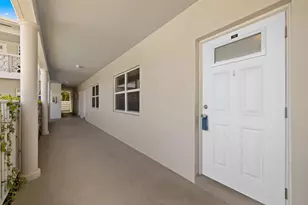 2701 NE 1st St, Pompano Beach, FL 33062 - Photo 29