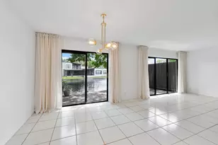 9717 N New River Canal Rd, Plantation, FL 33324 - Photo 9