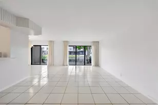 9717 N New River Canal Rd, Plantation, FL 33324 - Photo 5