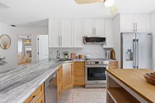 4461 NE 15th Ave, Oakland Park, FL 33334 - Photo 17