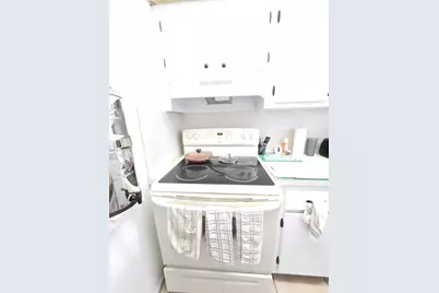 8400 Sunrise Lakes Boulevard #107, Sunrise, FL 33322 - Photo 19