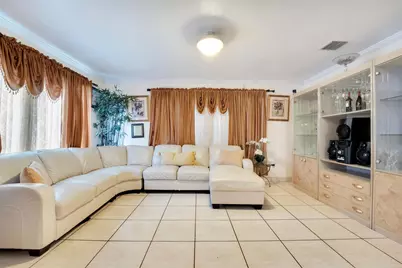 745 NW 46th Street, Miami, FL 33127 - Photo 5