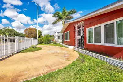 745 NW 46th Street, Miami, FL 33127 - Photo 3