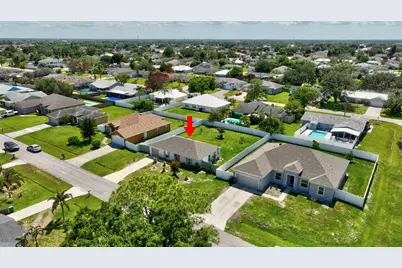 718 SW Curry Street, Port Saint Lucie, FL 34983 - Photo 37