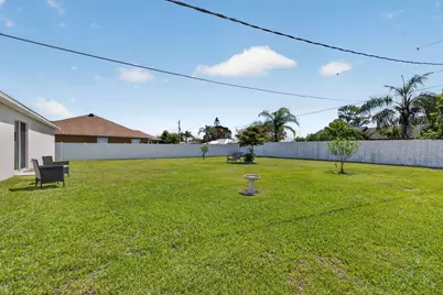 718 SW Curry Street, Port Saint Lucie, FL 34983 - Photo 3