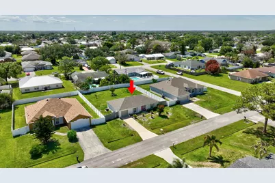 718 SW Curry Street, Port Saint Lucie, FL 34983 - Photo 43
