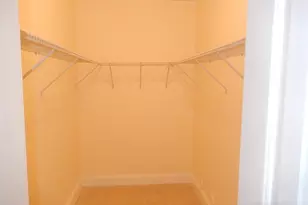 3017 N Oakland Forest Dr, Oakland Park, FL 33309 - Photo 13