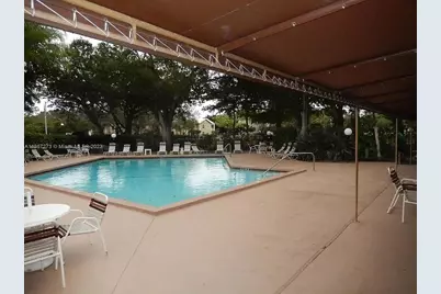 3017 N Oakland Forest Drive #106, Oakland Park, FL 33309 - Photo 21