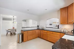 232 NW 10th Ct, Boca Raton, FL 33486 - Photo 11