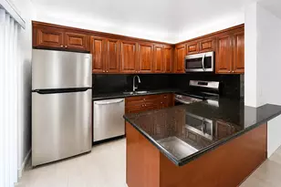 331 Lake Arbor Dr, Palm Springs, FL 33461 - Photo 5