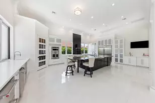 11938 N Lake Dr, Boynton Beach, FL 33436 - Photo 9