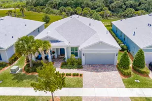 10281 SW Captiva Dr, Port Saint Lucie, FL 34987 - Photo 3