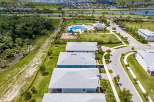 10281 SW Captiva Dr, Port Saint Lucie, FL 34987 - Photo 45