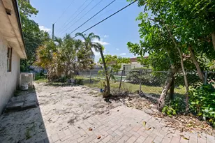 101 NW 18th St, Pompano Beach, FL 33060 - Photo 21
