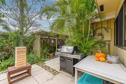 420 NE 36th Street, Boca Raton, FL 33431 - Photo 37