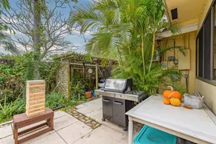 420 NE 36th St, Boca Raton, FL 33431 - Photo 37