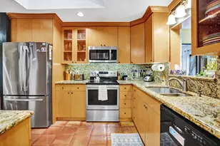 420 NE 36th St, Boca Raton, FL 33431 - Photo 15