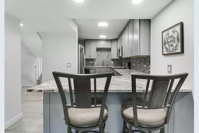 384 Golfview Road #D, North Palm Beach, FL 33408 - Photo 17