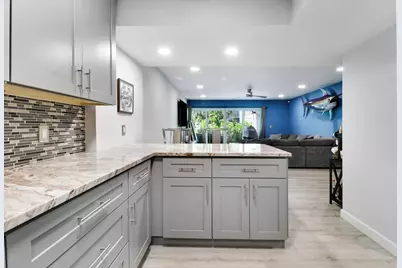 384 Golfview Road #D, North Palm Beach, FL 33408 - Photo 13