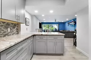 384 Golfview Rd, North Palm Beach, FL 33408 - Photo 13