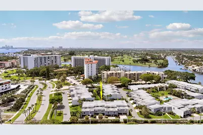 384 Golfview Road #D, North Palm Beach, FL 33408 - Photo 43