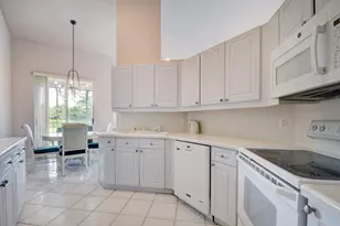 10220 Andover Coach Cir, Lake Worth, FL 33449 - Photo 11