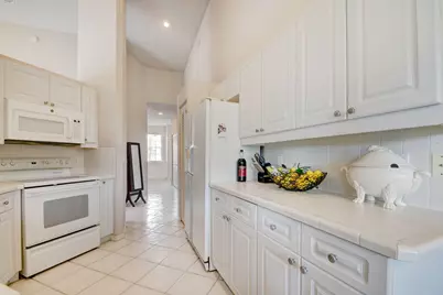 10220 Andover Coach Circle #H2, Wellington, FL 33449 - Photo 13
