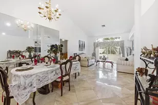 113 Saratoga Blvd Blvd E, Royal Palm Beach, FL 33411 - Photo 3