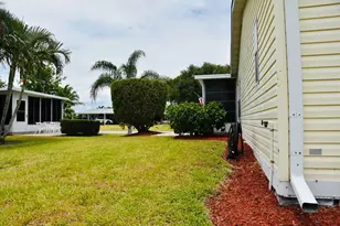 3801 Spatterdock Ln, Port Saint Lucie, FL 34952 - Photo 21