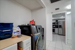7030 Half Moon Cir, Hypoluxo, FL 33462 - Photo 35