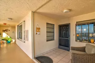 7030 Half Moon Cir, Hypoluxo, FL 33462 - Photo 3
