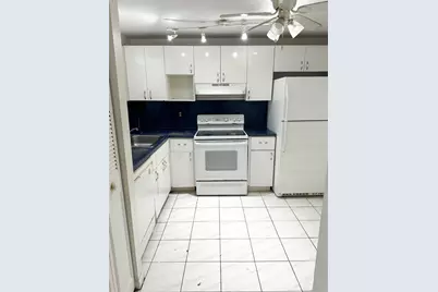 1830 Dixianna Street #201, Hollywood, FL 33020 - Photo 5