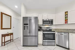 8931 Sandshot Ct, Port Saint Lucie, FL 34986 - Photo 5