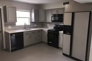 142 SW 8th Ave, Delray Beach, FL 33444 - Photo 1