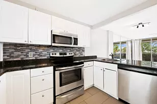113 Royal Pk Dr, Oakland Park, FL 33309 - Photo 1