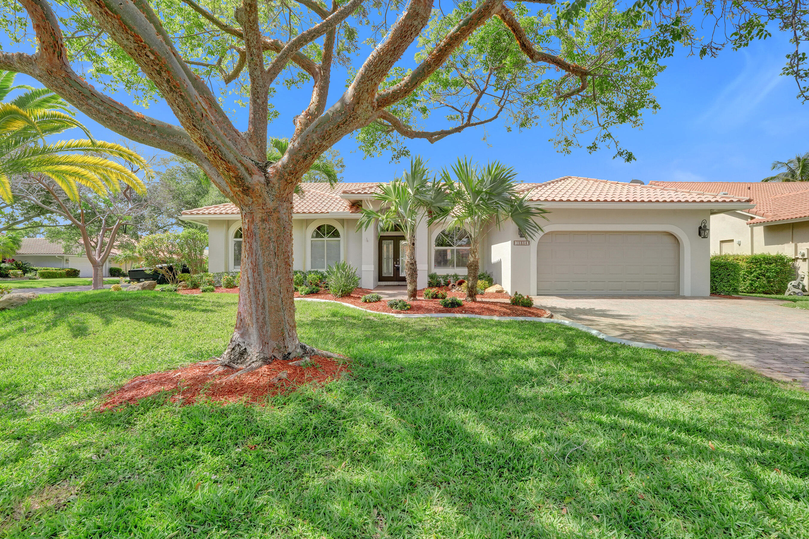 10304 NW 50th Ct - 10304 NW 50th Ct, Coral Springs, FL 33076 Luxury Property | Jose Angel Pina