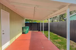 352 Johnston St, Fort Pierce, FL 34982 - Photo 5