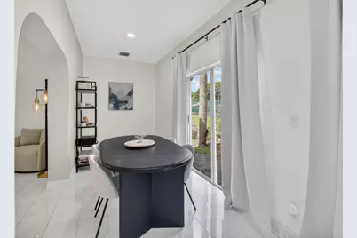 5111 Sabal Gardens Lane #4, Boca Raton, FL 33487 - Photo 3