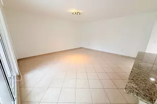 19900 E Country Club Dr, Aventura, FL 33180 - Photo 7