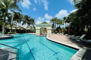 19900 E Country Club Dr, Aventura, FL 33180 - Photo 17