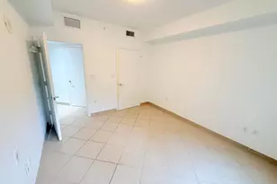 19900 E Country Club Dr, Aventura, FL 33180 - Photo 11