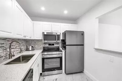 242 Tilford L #L, Deerfield Beach, FL 33442 - Photo 15