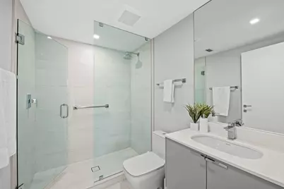 435 Bayshore Drive #302, Fort Lauderdale, FL 33304 - Photo 23