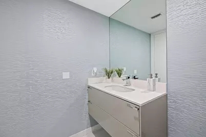 435 Bayshore Drive #302, Fort Lauderdale, FL 33304 - Photo 27