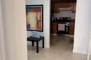 2800 Somerset Dr, Lauderdale Lakes, FL 33311 - Photo 9