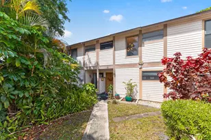 124 Sherwood Cir, Jupiter, FL 33458 - Photo 1