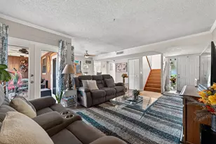 124 Sherwood Cir, Jupiter, FL 33458 - Photo 5